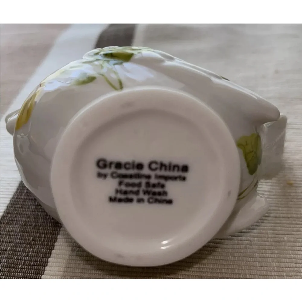 Gracie China tea creamer Bird with flowers